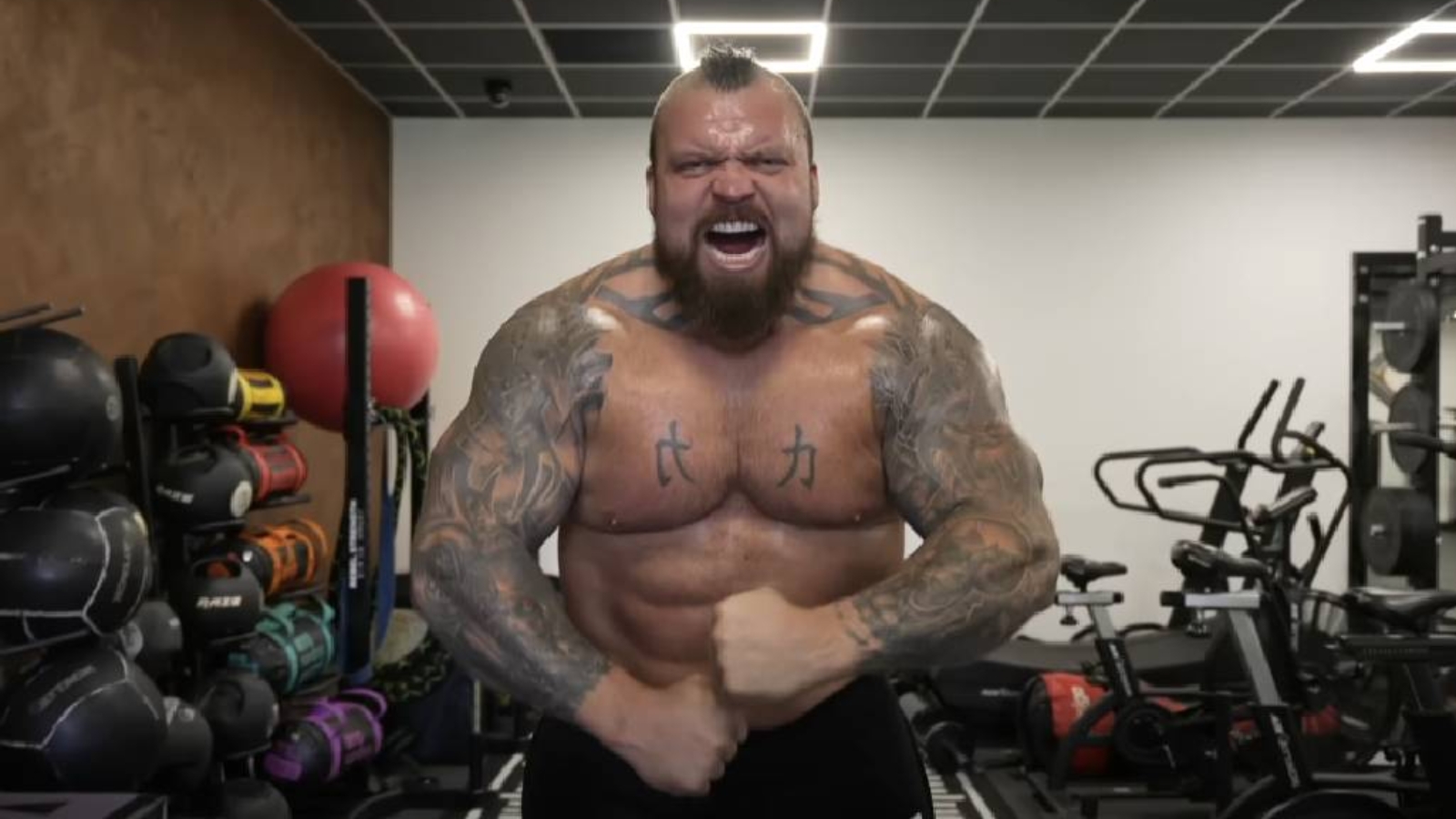 Eddie-hall-1.021